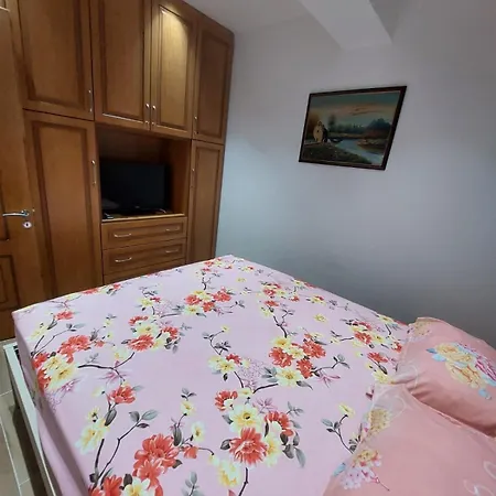 Lungomare Apartament Apartment Vlorë